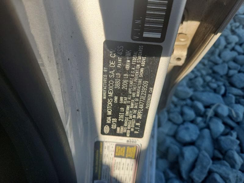2018 KIA FORTE LX 12