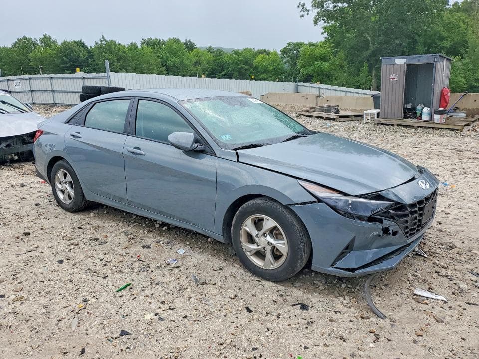 2023 HYUNDAI ELANTRA SE 4