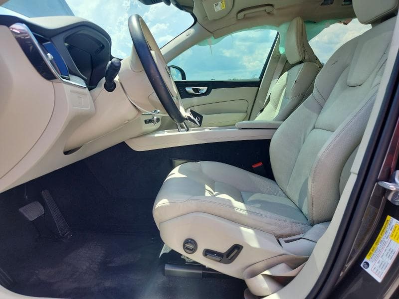 2024 VOLVO XC60 PLUS 7