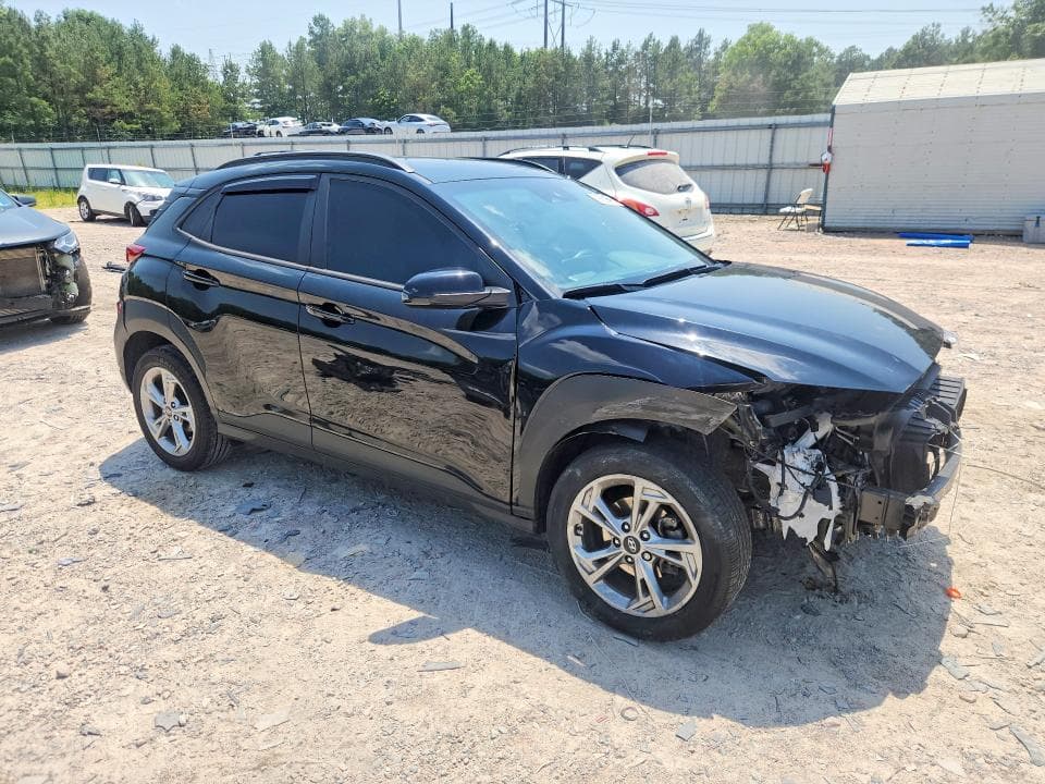 2023 HYUNDAI KONA SEL 4