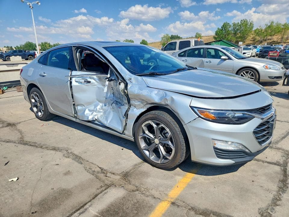 2021 CHEVROLET MALIBU LT 4