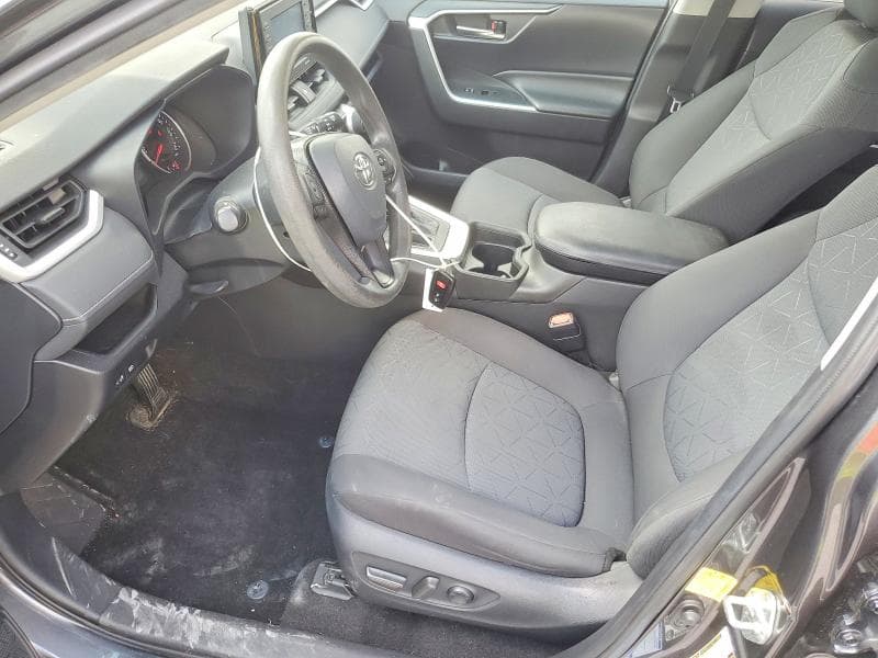 2021 TOYOTA RAV4 XLE 7