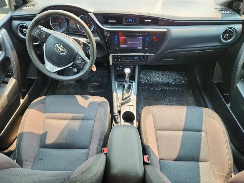 2019 TOYOTA COROLLA LE 8