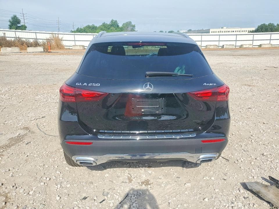 2026 MERCEDES-BENZ GLA 250 4MATIC 6
