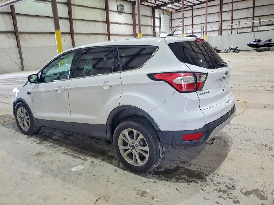 2017 FORD ESCAPE SE 2