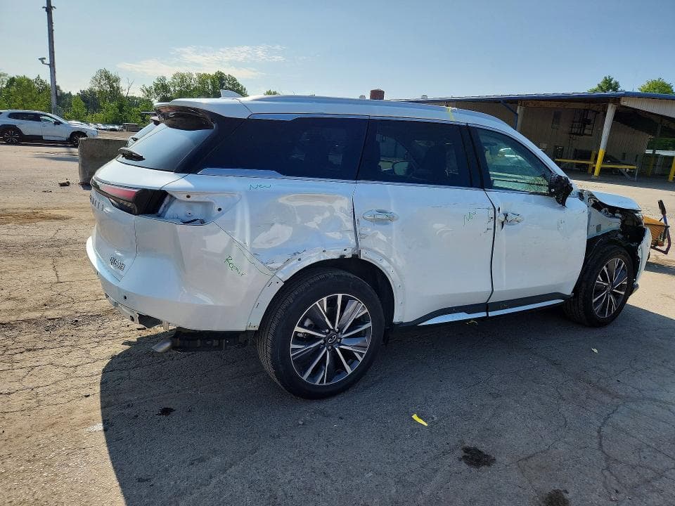 2026 INFINITI QX60 LUXE 3