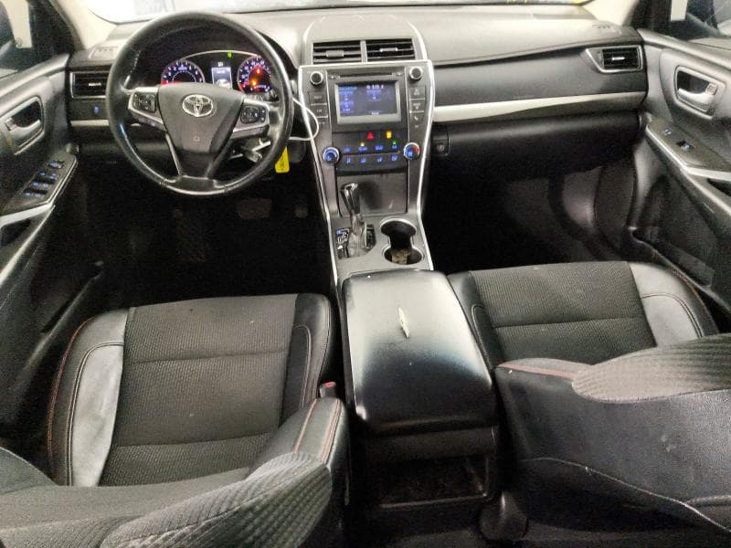 2017 TOYOTA CAMRY SE 8