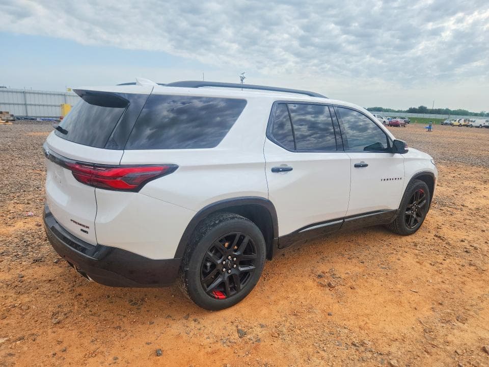 2023 CHEVROLET TRAVERSE PREMIER 3