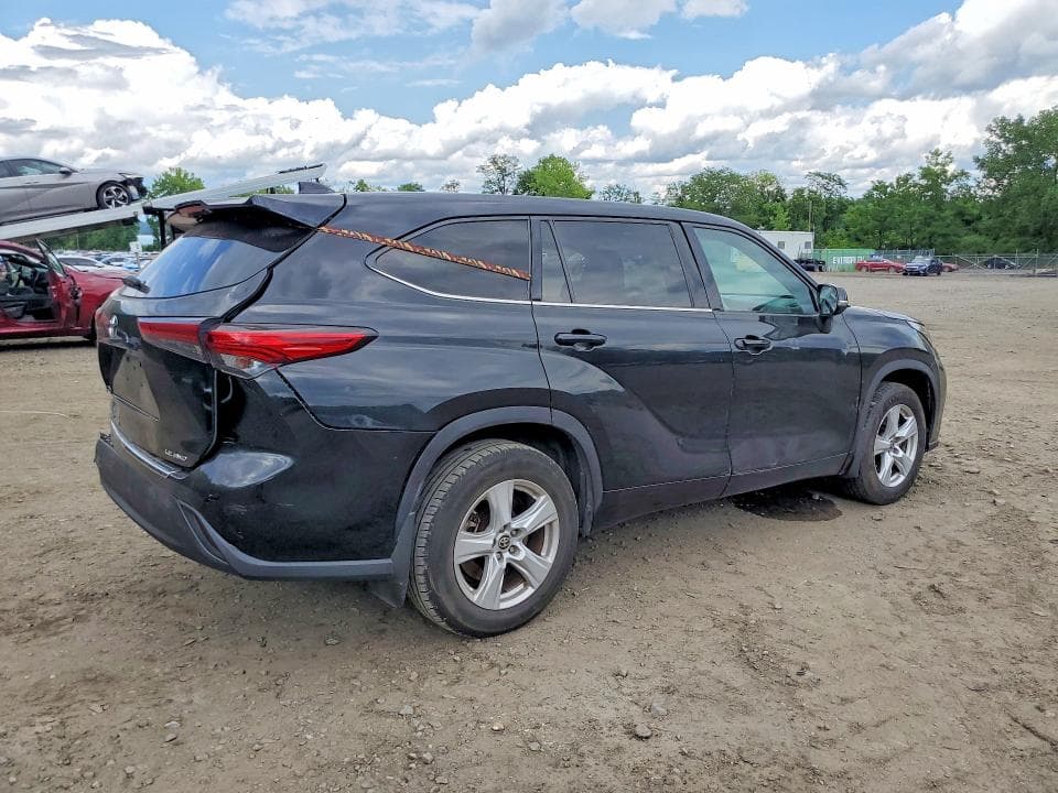 2020 TOYOTA HIGHLANDER LE 3