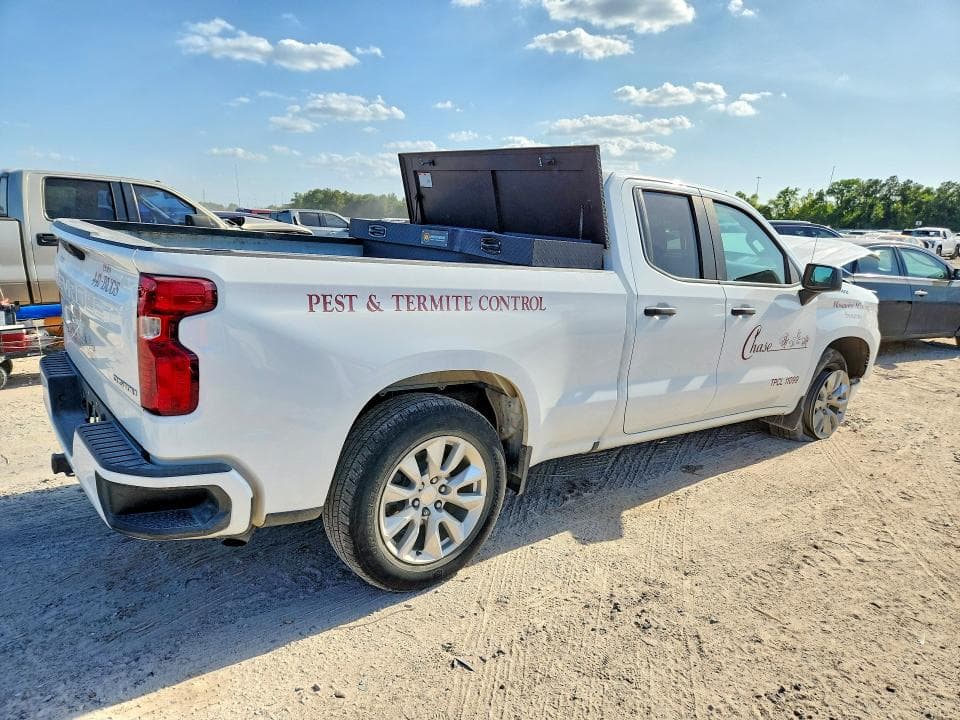 2022 CHEVROLET SILVERADO C1500 CUSTOM 3