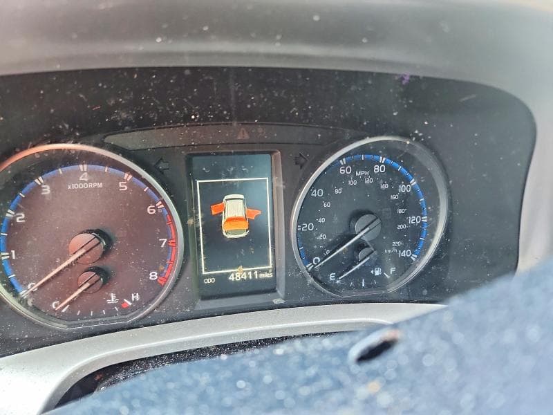 2018 TOYOTA RAV4 LE 9