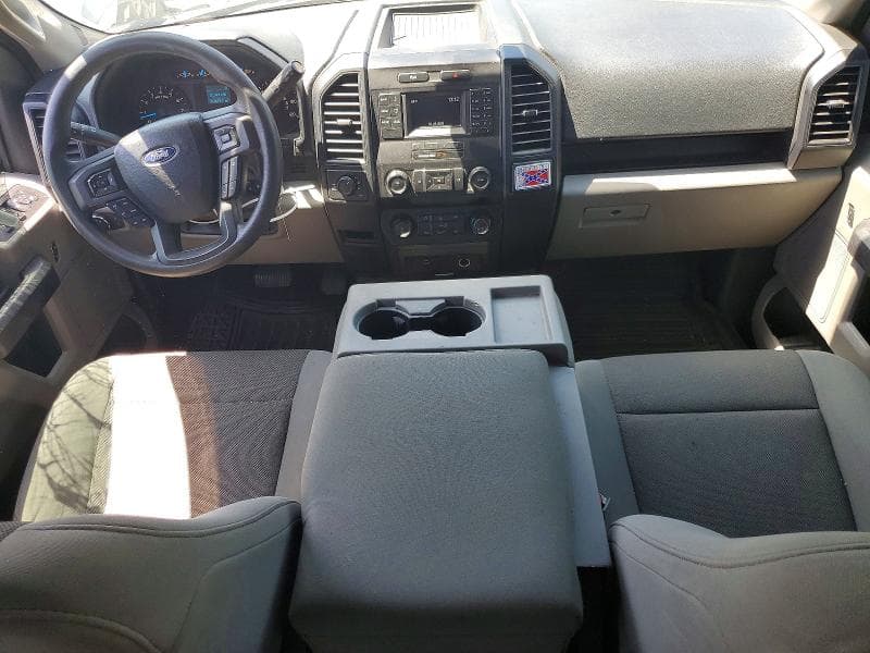 2017 FORD F150 SUPERCREW 8
