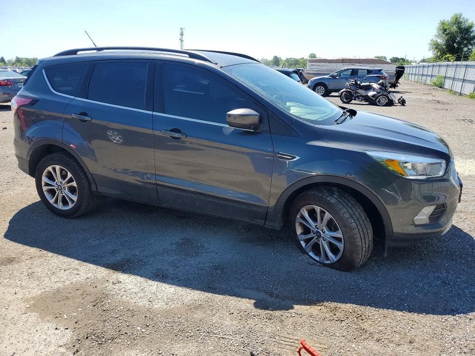 2018 FORD ESCAPE SE 4
