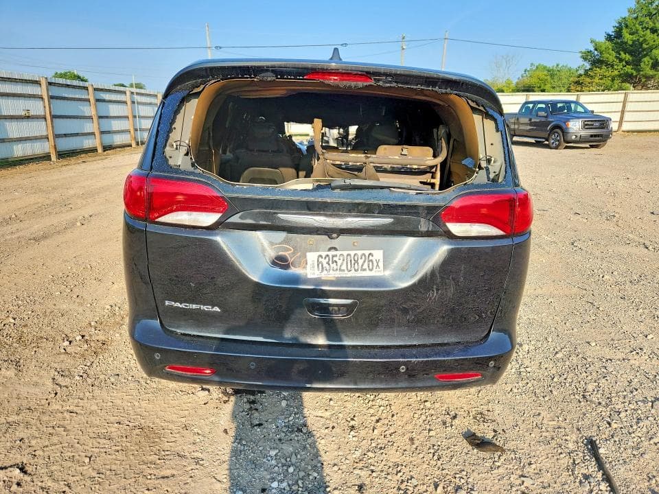 2017 CHRYSLER PACIFICA TOURING 6