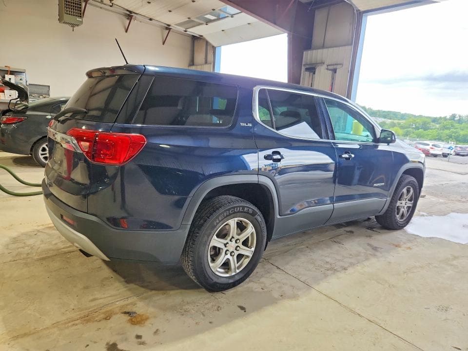 2017 GMC ACADIA SLE 3