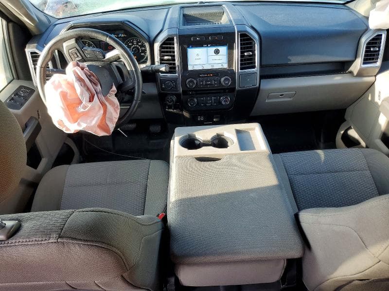 2017 FORD F150 SUPERCREW 8