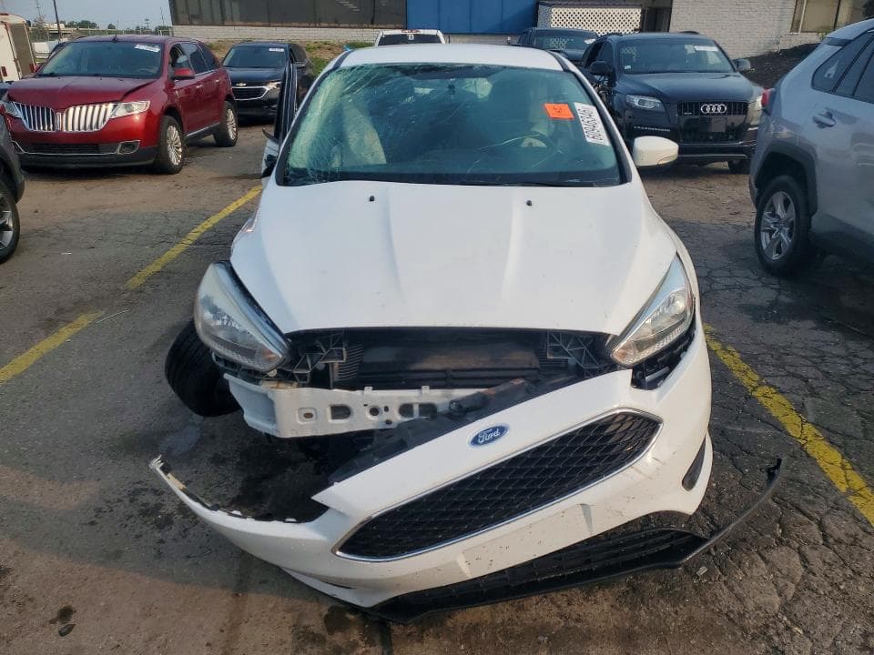 2017 FORD FOCUS SE 5