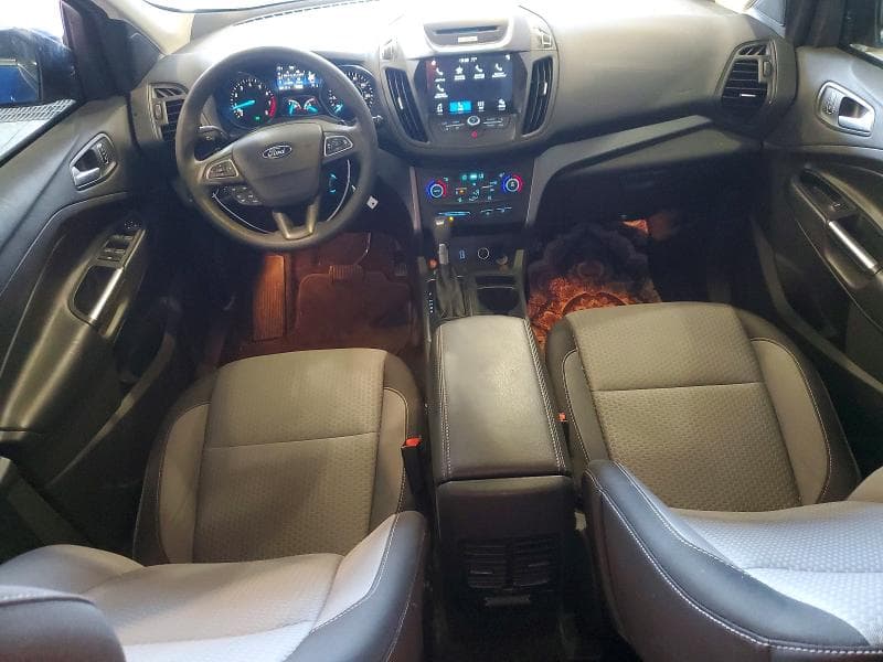 2017 FORD ESCAPE SE 8