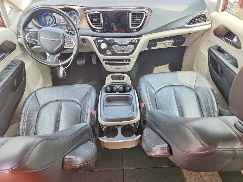2019 CHRYSLER PACIFICA TOURING L 8