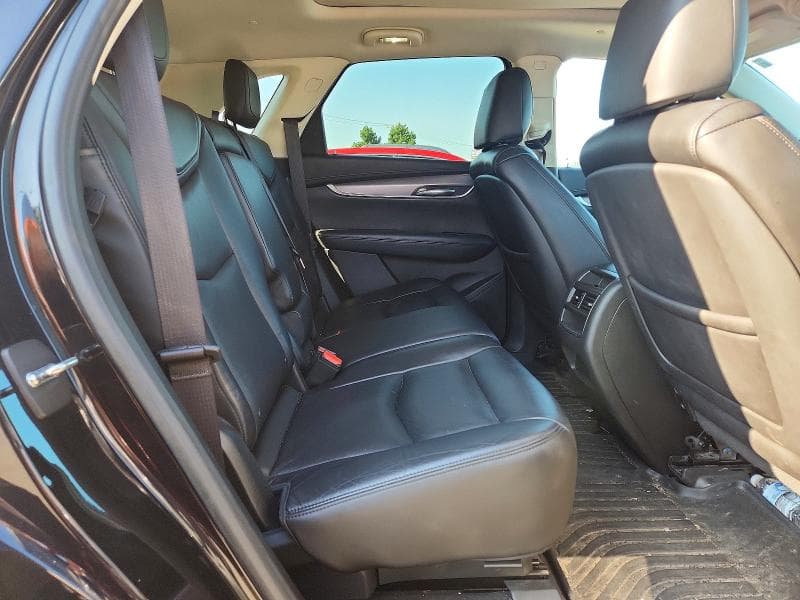 2017 CADILLAC XT5 LUXURY 11