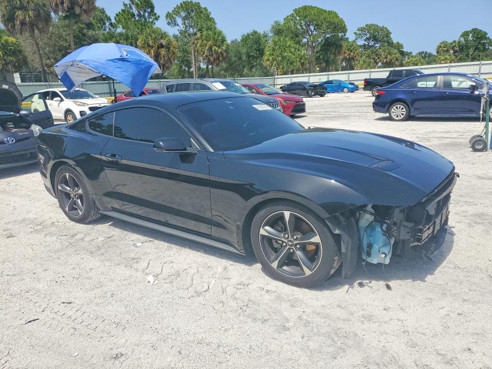 2022 FORD MUSTANG 4
