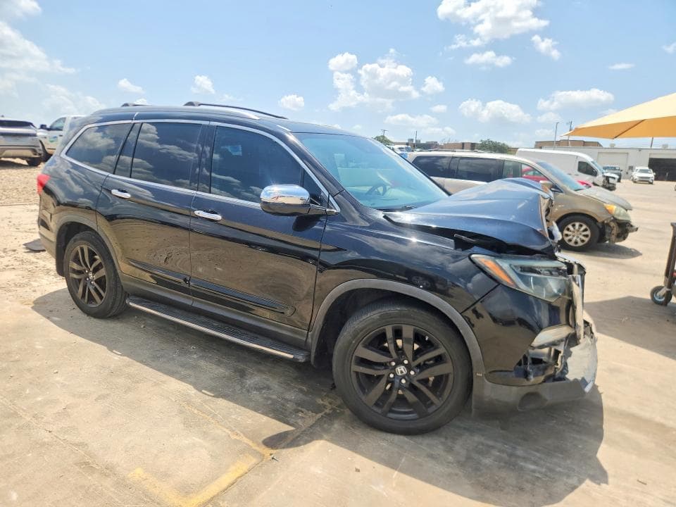 2017 HONDA PILOT ELITE 4
