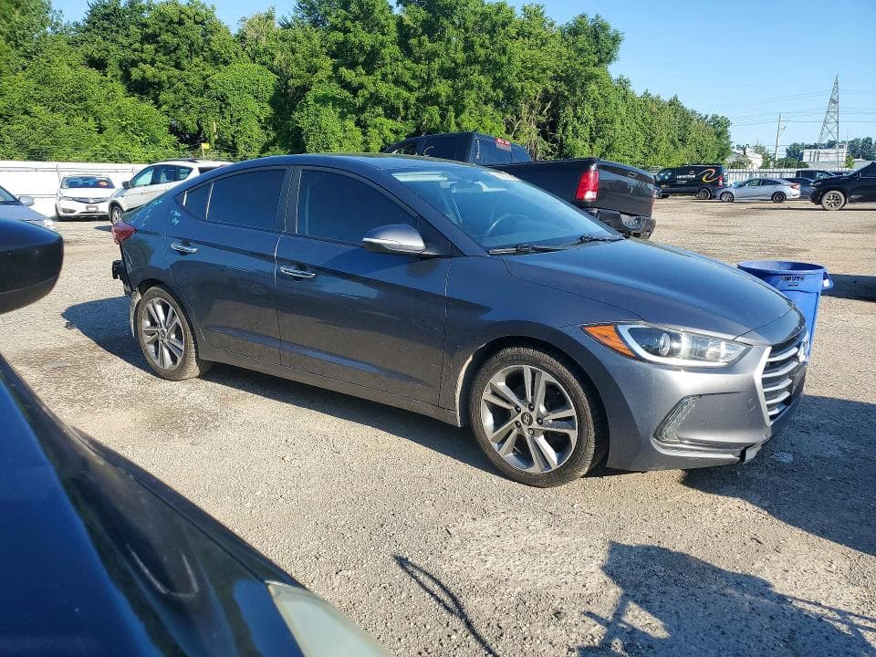 2017 HYUNDAI ELANTRA SE 4