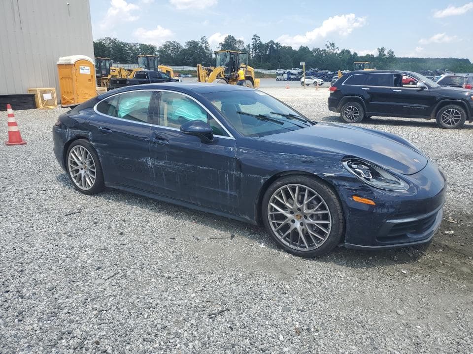 2018 PORSCHE PANAMERA 4 4