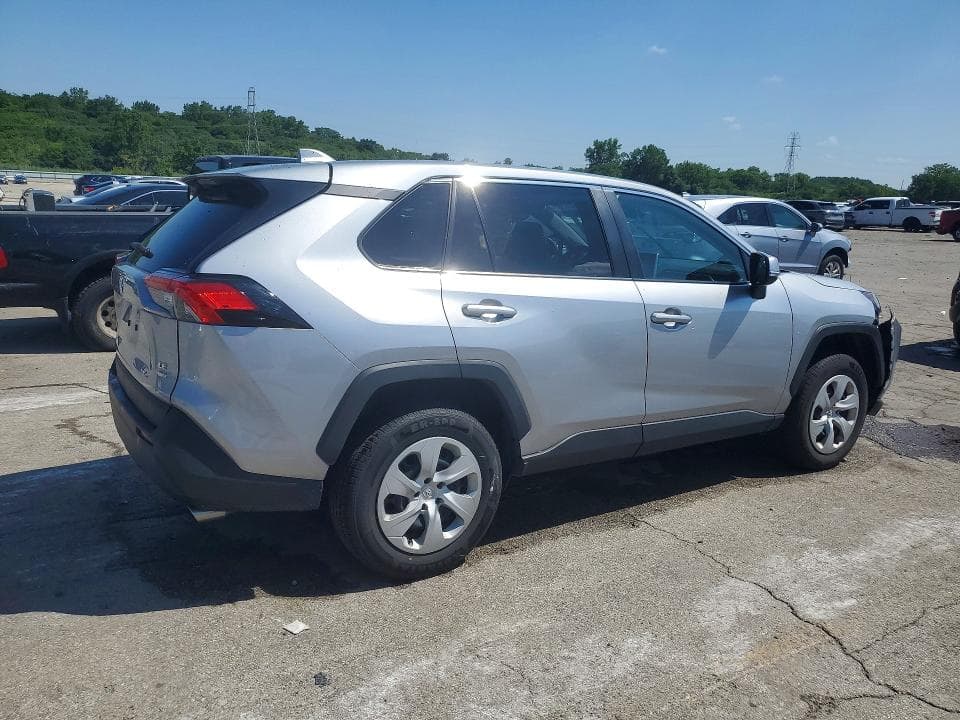 2023 TOYOTA RAV4 LE 3
