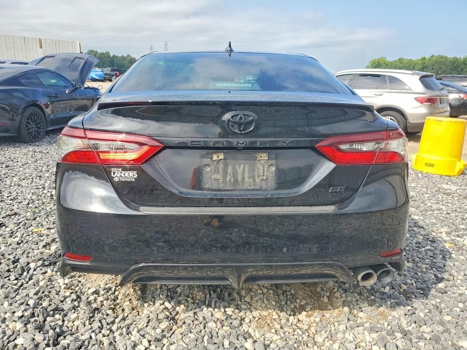 2022 TOYOTA CAMRY SE 6