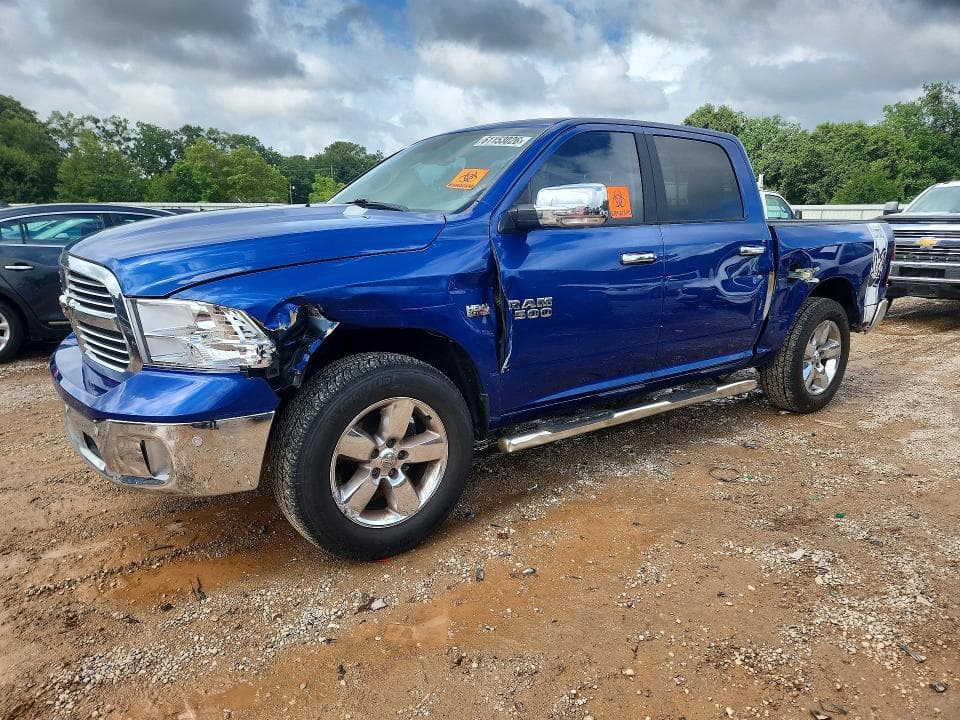 2017 RAM 1500 SLT - 1