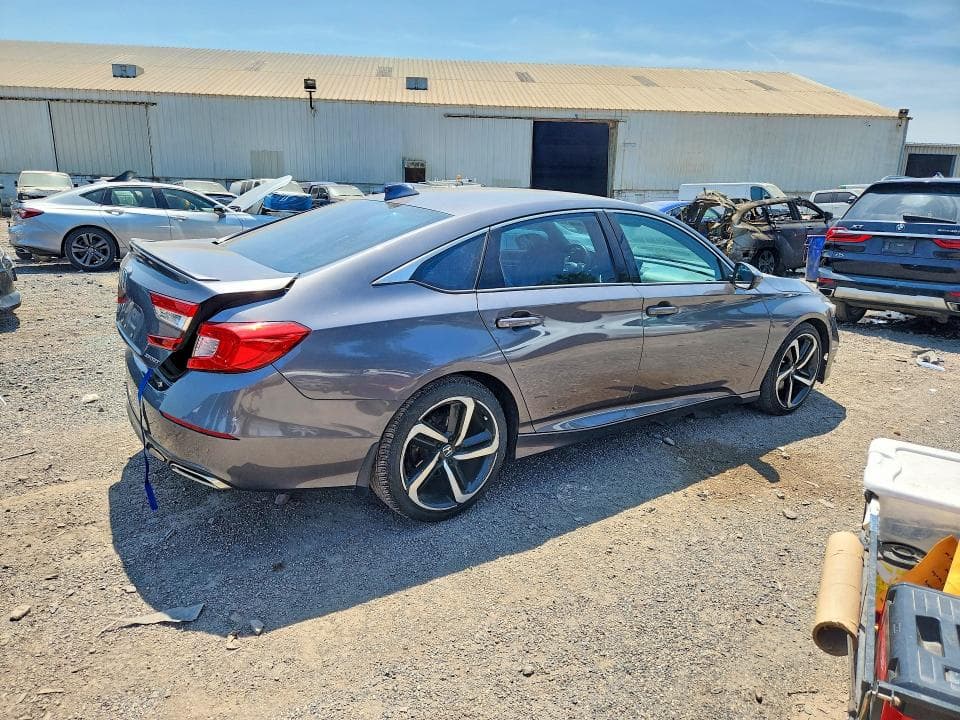 2018 HONDA ACCORD SPORT 3