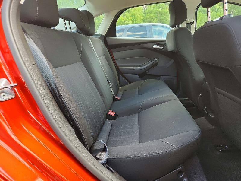 2018 FORD FOCUS SE 10