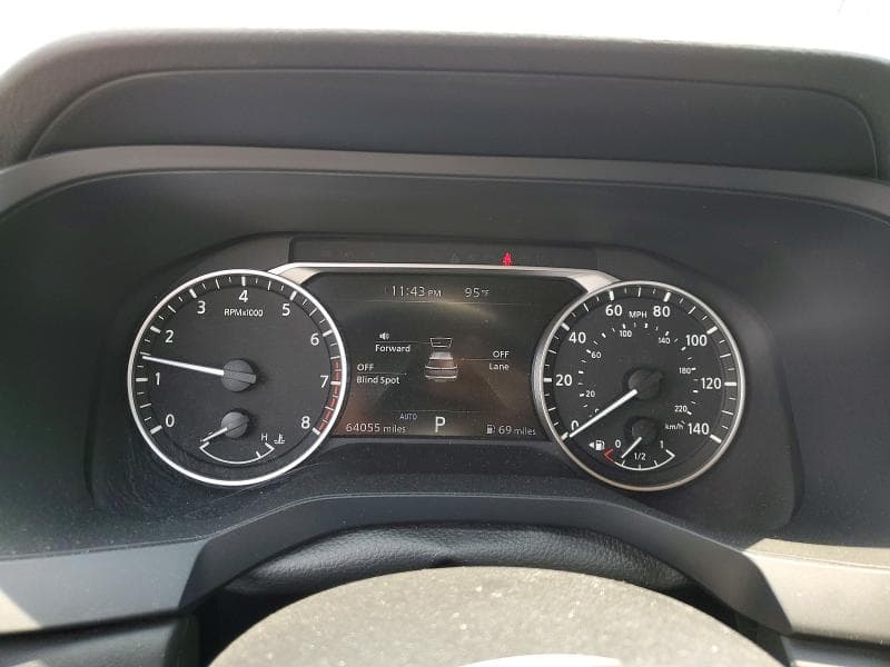 2024 NISSAN PATHFINDER S 9