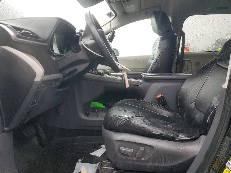2021 TOYOTA SIENNA LE 7