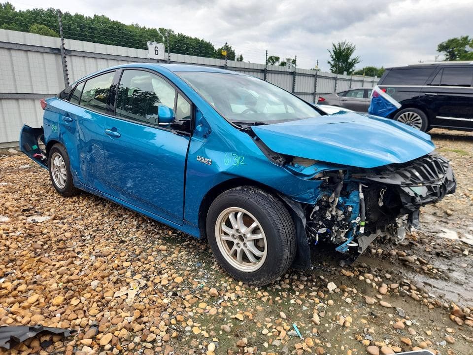 2018 TOYOTA PRIUS PRIME PREMIUM 4