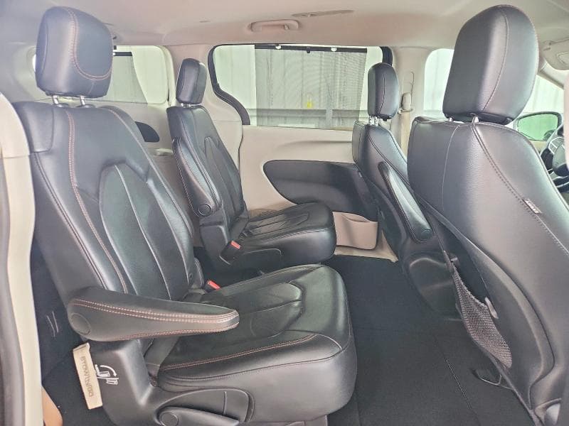 2017 CHRYSLER PACIFICA TOURING L 11