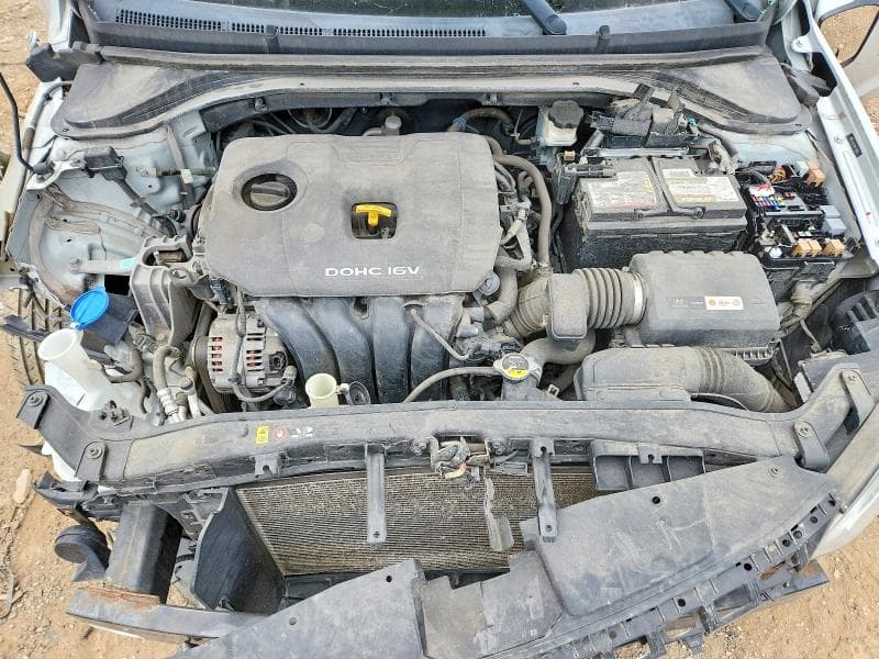 2017 HYUNDAI ELANTRA SE 11
