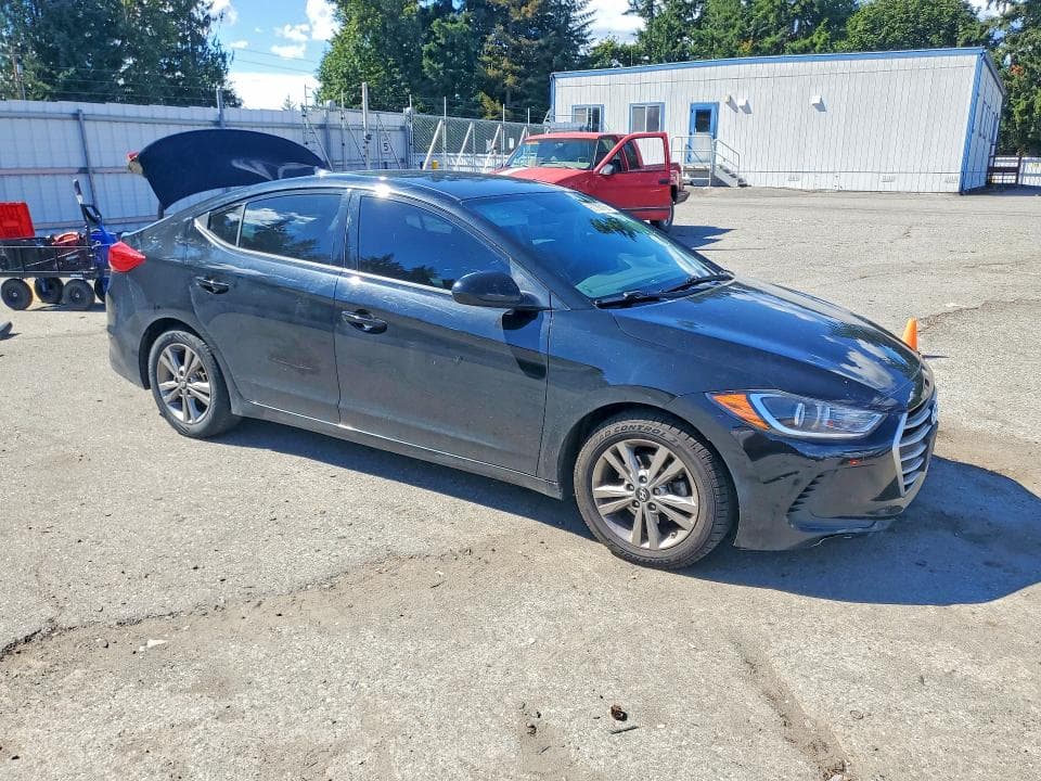 2017 HYUNDAI ELANTRA SE 4