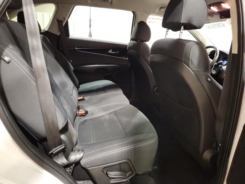 2018 KIA SORENTO LX 11