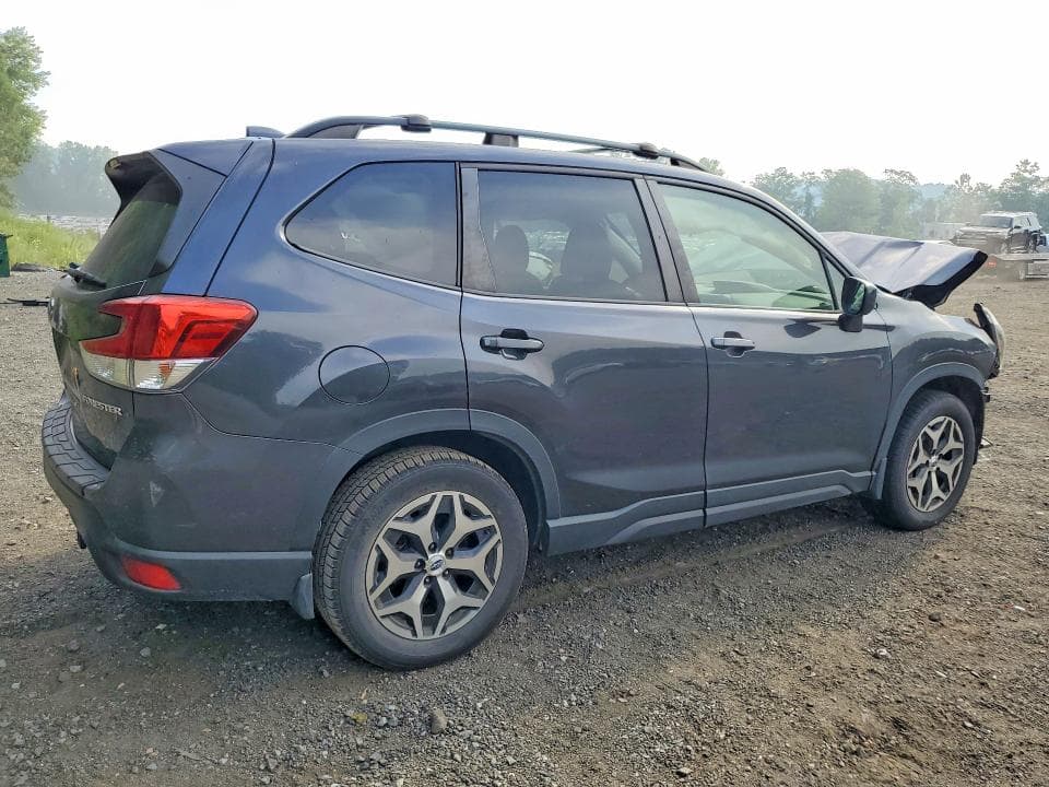 2019 SUBARU FORESTER PREMIUM 3