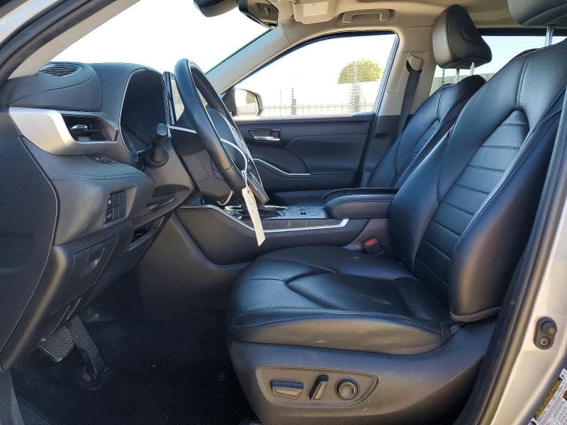 2023 TOYOTA HIGHLANDER HYBRID XLE 7