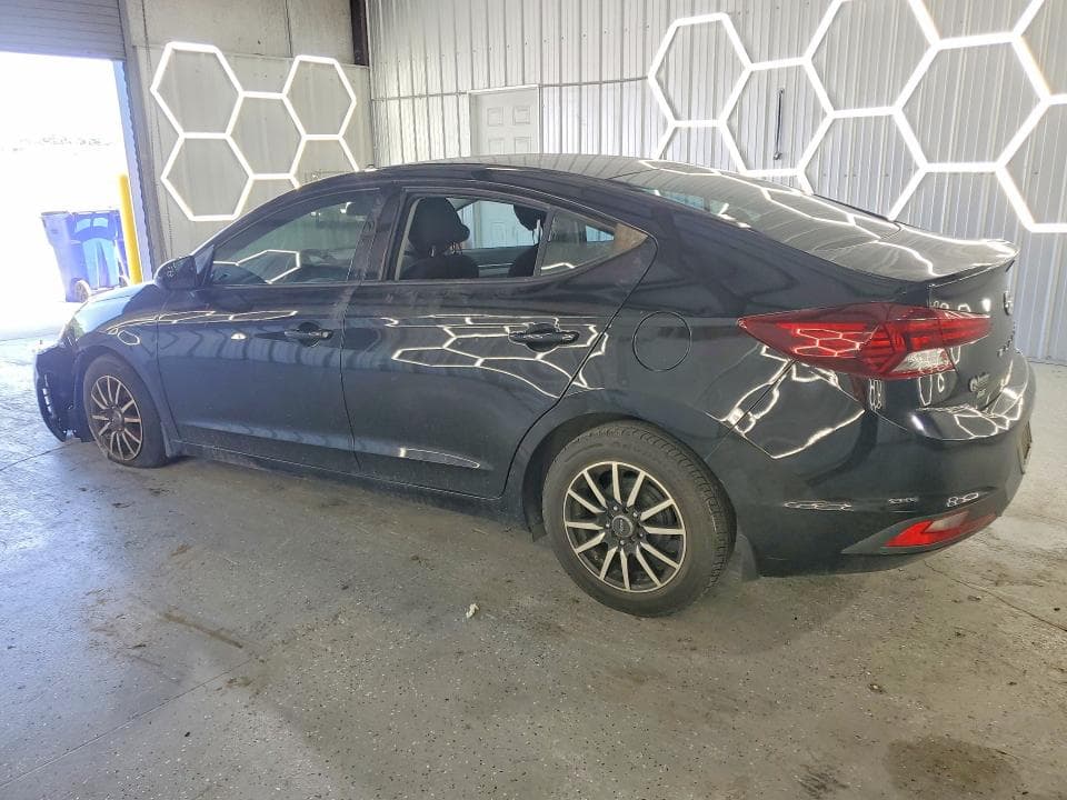 2020 HYUNDAI ELANTRA SE 2
