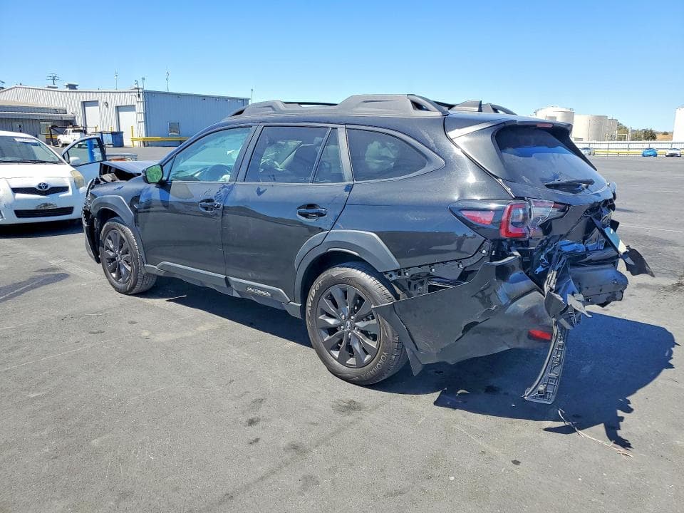 2025 SUBARU OUTBACK ONYX EDITION 2