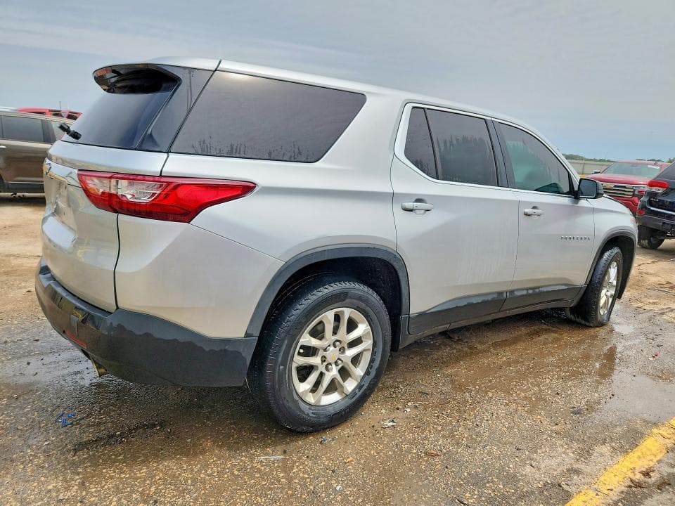 2018 CHEVROLET TRAVERSE LS 3