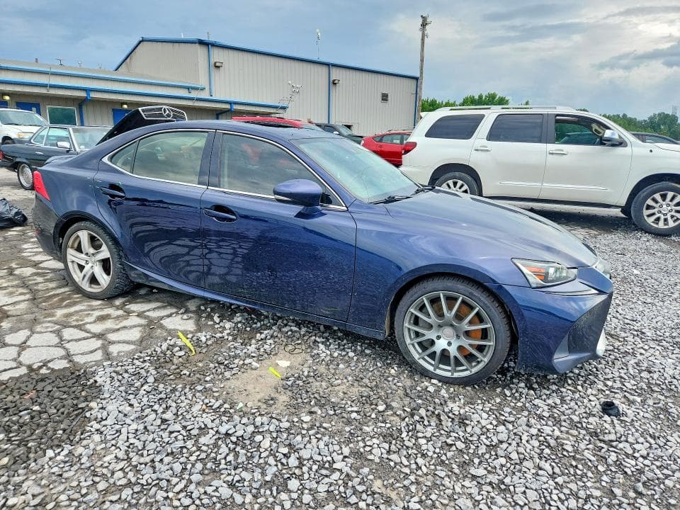 2017 LEXUS IS 300 4