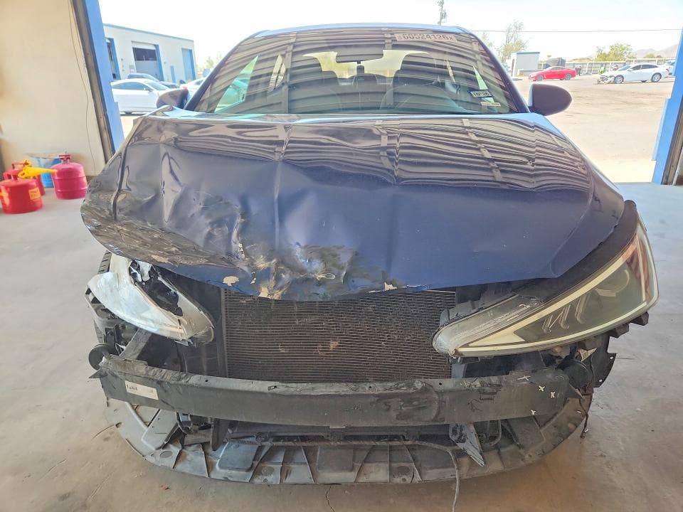 2020 HYUNDAI ELANTRA SE 9