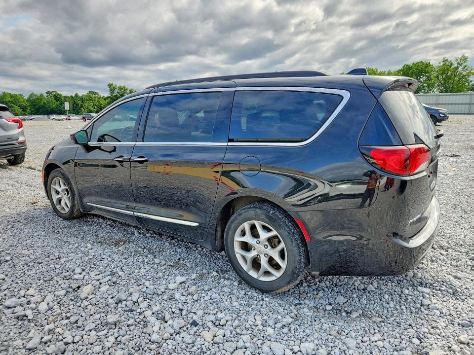 2017 CHRYSLER PACIFICA TOURING L 2