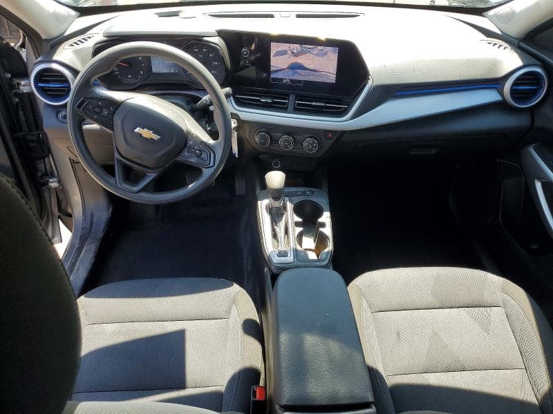 2024 CHEVROLET TRAX LS 8
