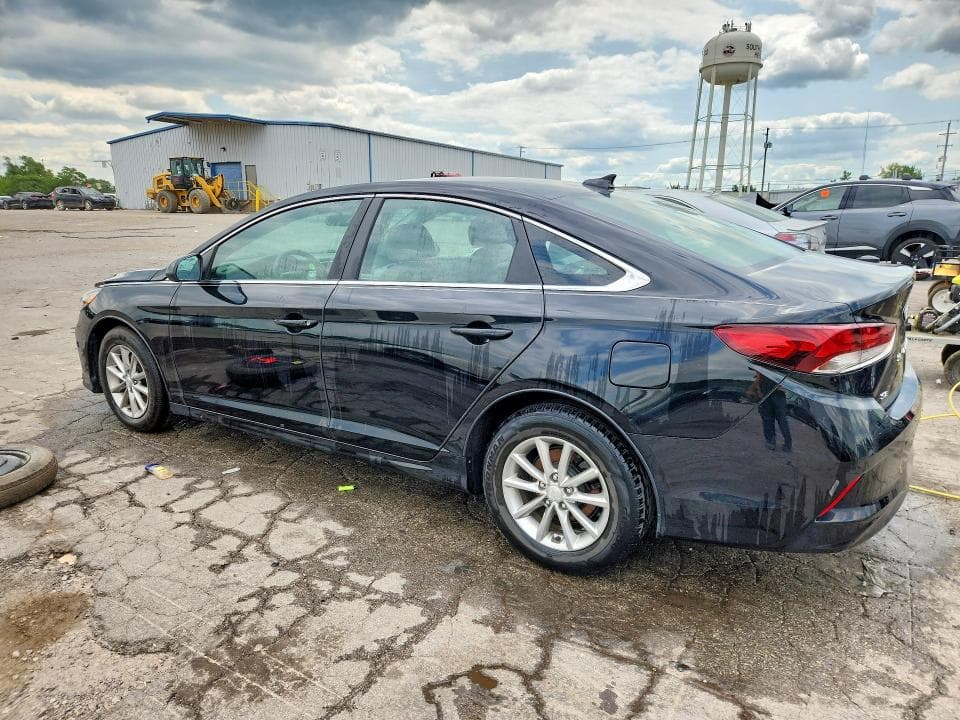 2018 HYUNDAI SONATA SE 2